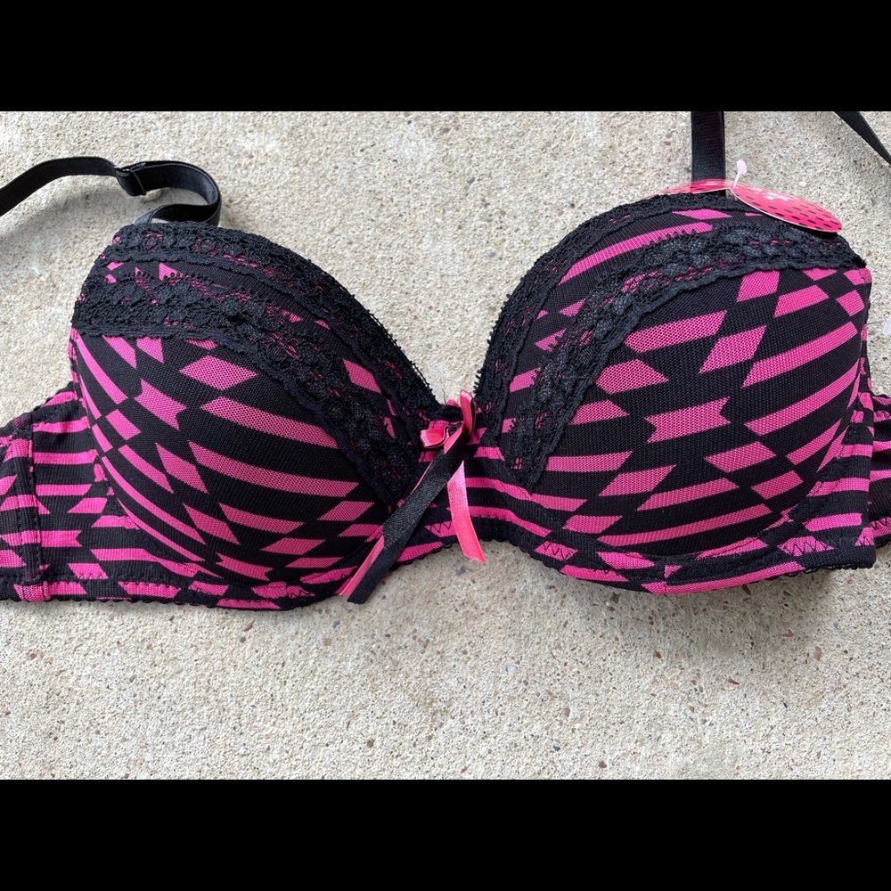 Love Bug Pink & Black Padded Bra 34C NWT